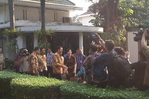  Antar Jokowi ke Istana Negara, Ahok Gelar Doa dan Makan Bersama