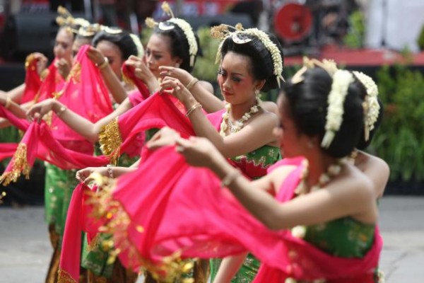  SENDRATARI CANDI SINGOSARI: Swasta Lirik Wisata Budaya