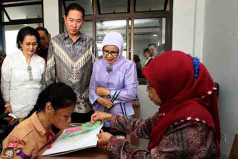  PENYANDANG CACAT: Inilah 10 Perusahaan yang Raih Penghargaan dari Kementerian Tenaga Kerja