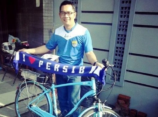  Arema vs Persib: Ridwan Kamil Berangkat ke Palembang Dampingi Persib