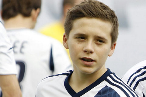  Brooklyn Beckham Tolak Pinangan Manchester United