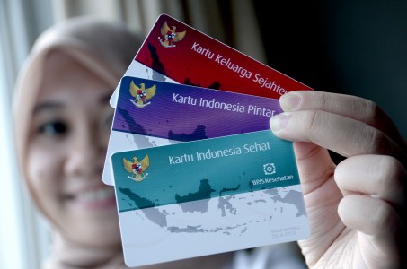  FITRA: 3 Kartu Program Unggulan Jokowi Ilegal