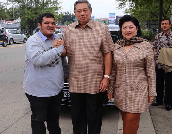  Ingin Selfie Dengan SBY, Pria Bermotor Kejar Mobil SBY di Jalan Tol Buah Batu Bandung