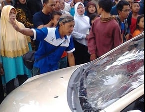  Bobotoh Perusak Mobil Plat B Sulit Ditemukan