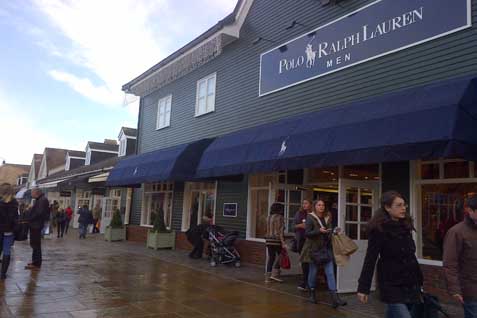  Memburu Barang Branded Di Kota London
