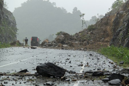  Musim Hujan, Warga Diminta Siaga di Lokasi Rawan Banjir-Longsor