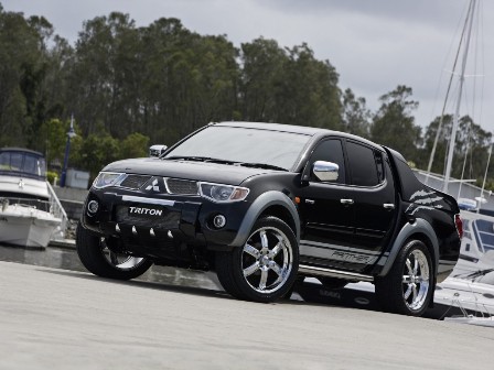  Mitsubishi Triton 2015 Resmi Diluncurkan