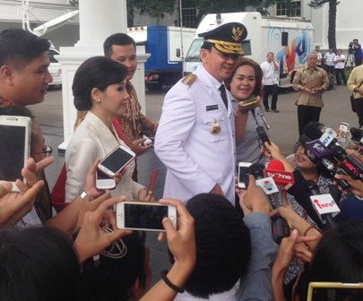  AHOK DILANTIK: Anggota DPRD DKI Penentang Ahok Pun Diundang Hadir di Istana Negara