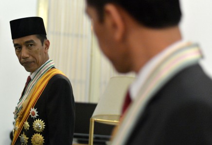  Jokowi Pilih Prasetyo Diduga Untuk Memperkuat Barisan