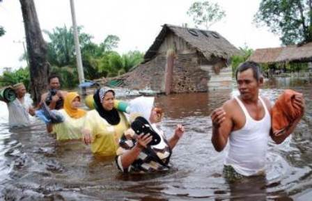  BANJIR ACEH: Wakil Gubernur Tinjau Korban di Aceh Tengah