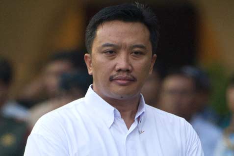  Kemenpora Cabut Laporan Roy Suryo terhadap Gubernur Ahok