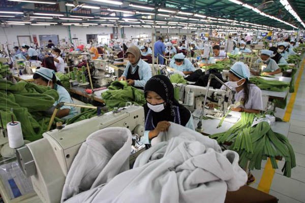  Harga Garmen Naik 10% Bulan Depan