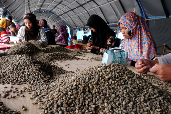  Pertumbuhan Sektor Nonmigas Tak Kunjung Sentuh 5%