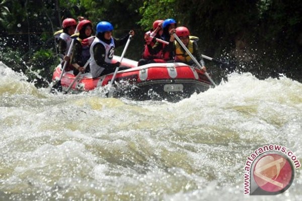  Sungai Citarik Sukabumi Tuan Rumah Kejuaraan Dunia Rafting