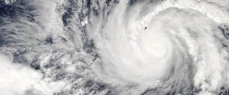  Topan Hagupit Ancam Filipina. Ribuan Orang Mengungsi