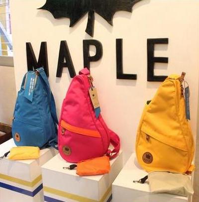  Maple Sling Tas Serbaguna dari Mahasiswa ITB