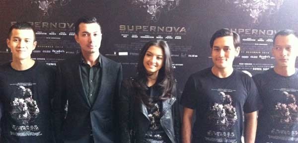  Film Supernova: Dari Riset Gay Hingga Raline Shah Sakiti Fedi Nuril