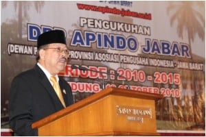  Apindo Jabar Tolak Revisi UMK 2015