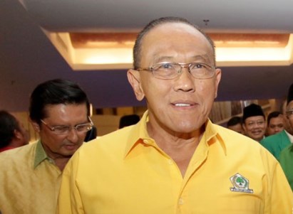  GOLKAR TERBELAH: Menteri Yasona Bermain Api Kata Kubu ARB