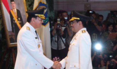  DJAROT WAGUB DKI:  Pelantikan Dihadiri Mega, Ahok Puji PDIP