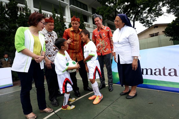  FOTO: Bank Permata Inovasi Literasi Keuangan Melalui Olahraga di Bandung