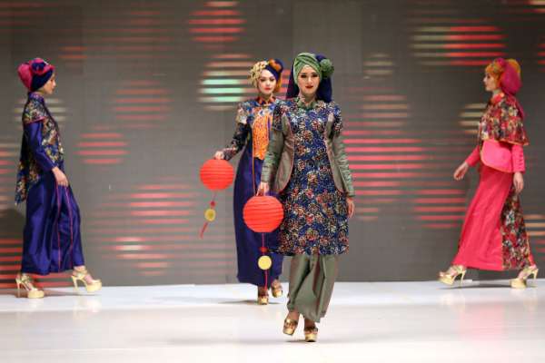  FOTO: IPBM Gelar Fashion Show Busana Muslim di Museum KAA