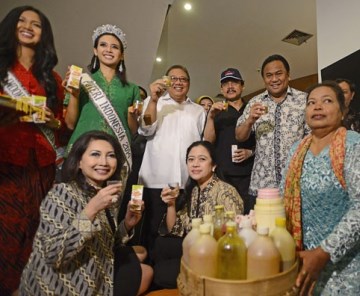  Pemerintah Gerakkan Kampanye Minum Jamu Setiap Jum\'at