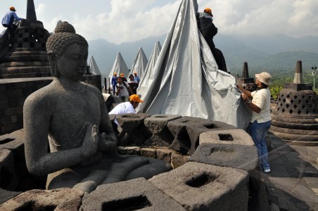  Pameran Seni Rupa Digelar untuk Peringati 200 Tahun Borobudur