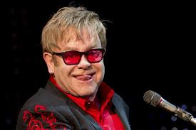  Elton John Nikah Resmi Setelah UU Gay Berlaku