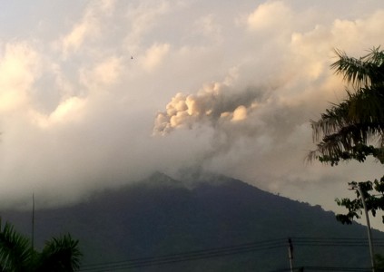  Gamalama Meletus Lagi, Radius 2,5 Km Masyarakat Dilarang Beraktivitas