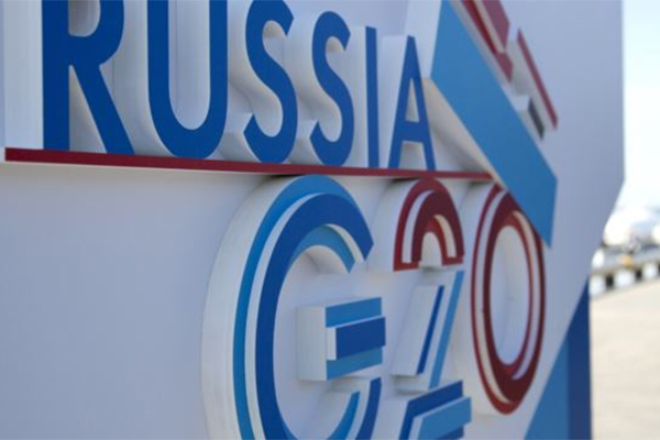  Rubel Turun Tajam, S&P Bersiap Turunkan Peringkat Utang Rusia