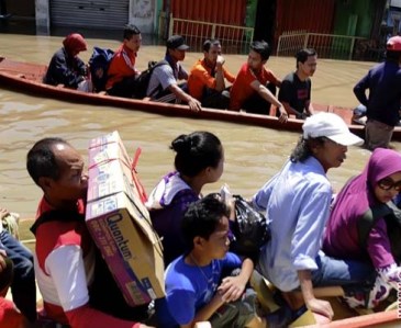  BANJIR BANDUNG: Aher Desak Kementerian PU Segera Tangani Banjir