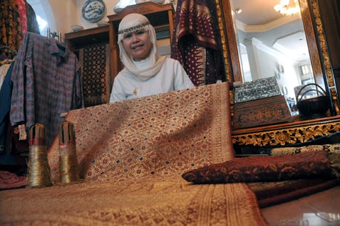  Pemprov Bali Bakal Buat Perda Lindungi Tenun Bali