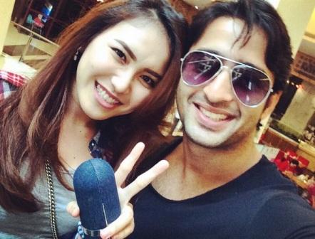  Ayu Ting Ting ke India Bareng Shaheer Sheikh