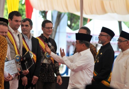  JK Sampaikan Penghargaan Pada Semua Pihak yang Bantu Pulihkan Aceh