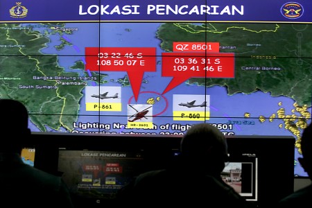  Heli TNI Deteksi Ada Tumpahan Minyak di Pulau Belitung