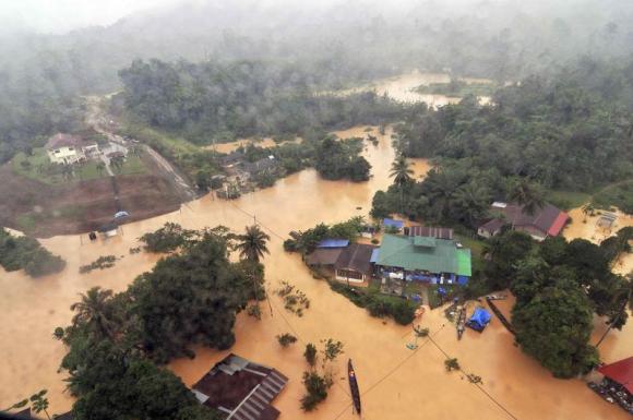  Banjir di Malaysia & Thailand Tewaskan 24 Orang