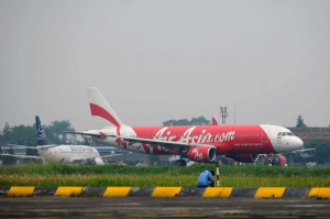  Bandara Husein Sempat Dimintai Bantuan