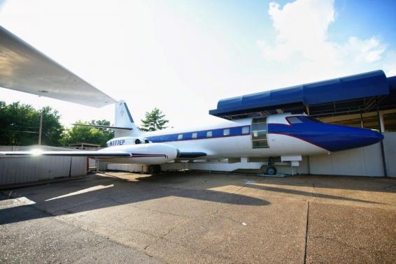  Jet Pribadi Elvis Presley Akan Dilelang