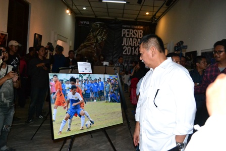  Djadjang Nurjaman: Pameran Foto Persib Mengharukan