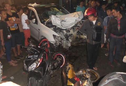  Tabrakan Pondok Indah: Polisi Periksa Urine Pengemudi Mitsubishi Outlander