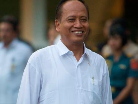  Menristekdikti M Nasir Rajin Buat Kultwit