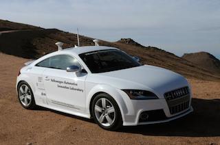  Mobil Driverless Mulai Ancam Keberadaan Pebalap