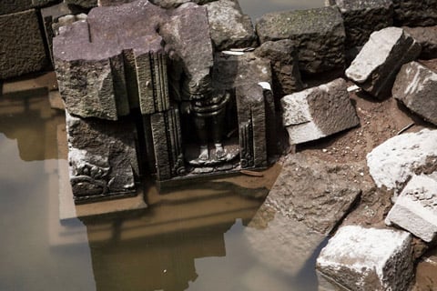  Duh, Candi Losari di Magelang Terendam Air