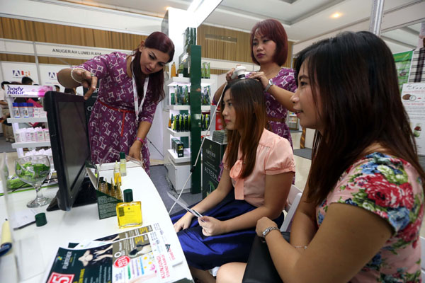  FOTO: 60 Perusahaan Kosmetik Dalam dan Luar Negeri Hadir di Bandung Bauty Expo 2015