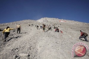  Hari Ini, Jalur Pendakian Puncak Merapi Kembali Dibuka