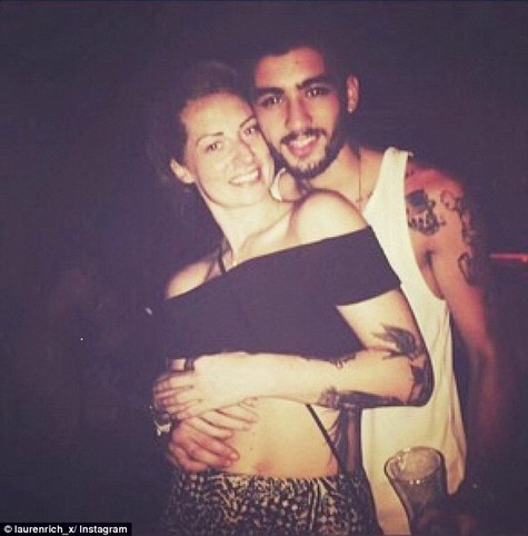  Fotonya Bareng Gadis Pirang Beredar, Zayn Malik One Direction Buru-buru Klarifikasi