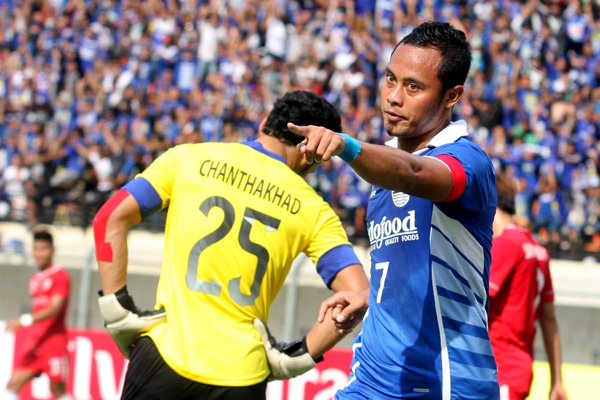  FOTO: Gol Atep Antar Kemenangan Persib Atas Lao Toyota