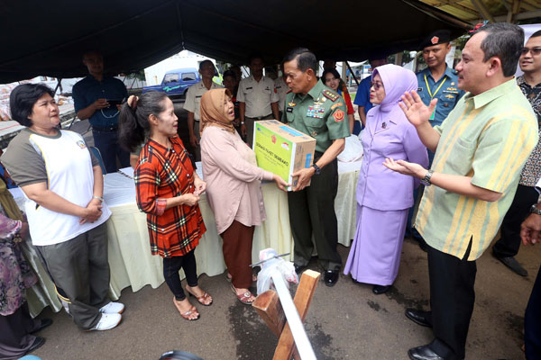  FOTO: Astra Berikan 2.500 Paket Sembako Murah di HUT KE-41 Sesko TNI