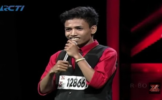  VIDEO: Pemuda Situbondo Ini Pukau Para Juri X Factor Dengan Aransemen Lagu \'Mirasantika\'